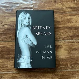 Britney Spears Book “the woman in me”